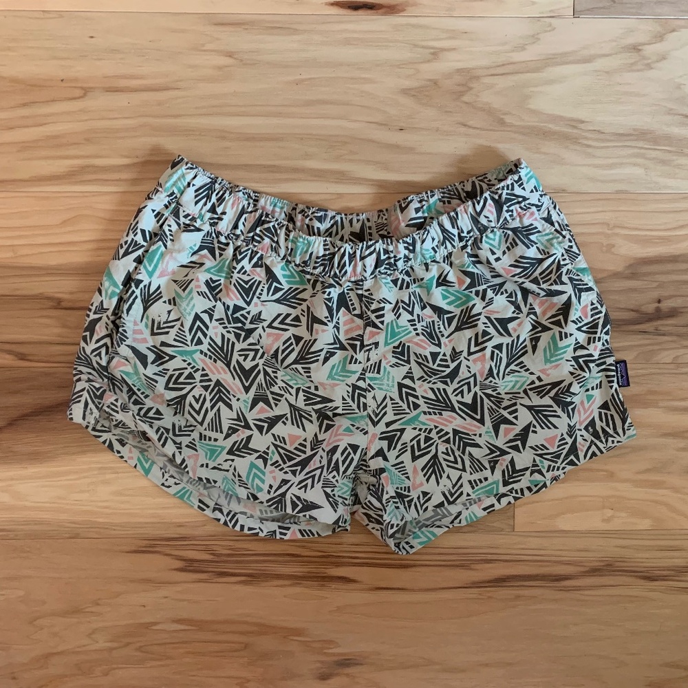Patagonia womens barely baggies shorts